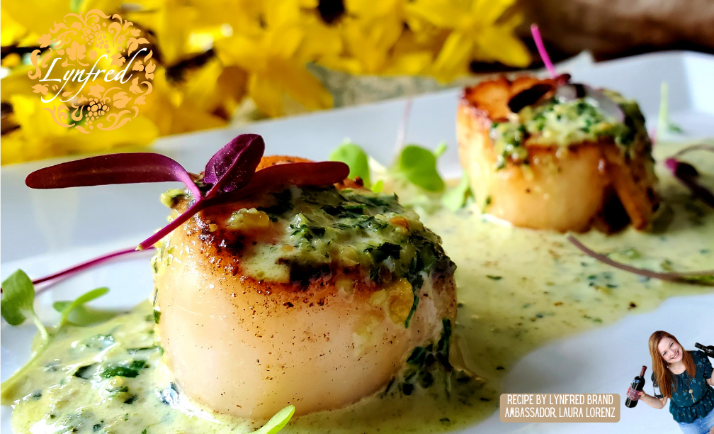 Seared Scallops with an Herb Cream Sauce