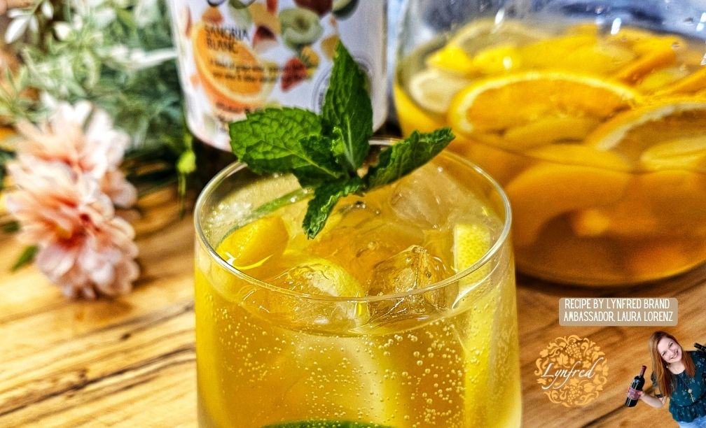 White Summer Sangria